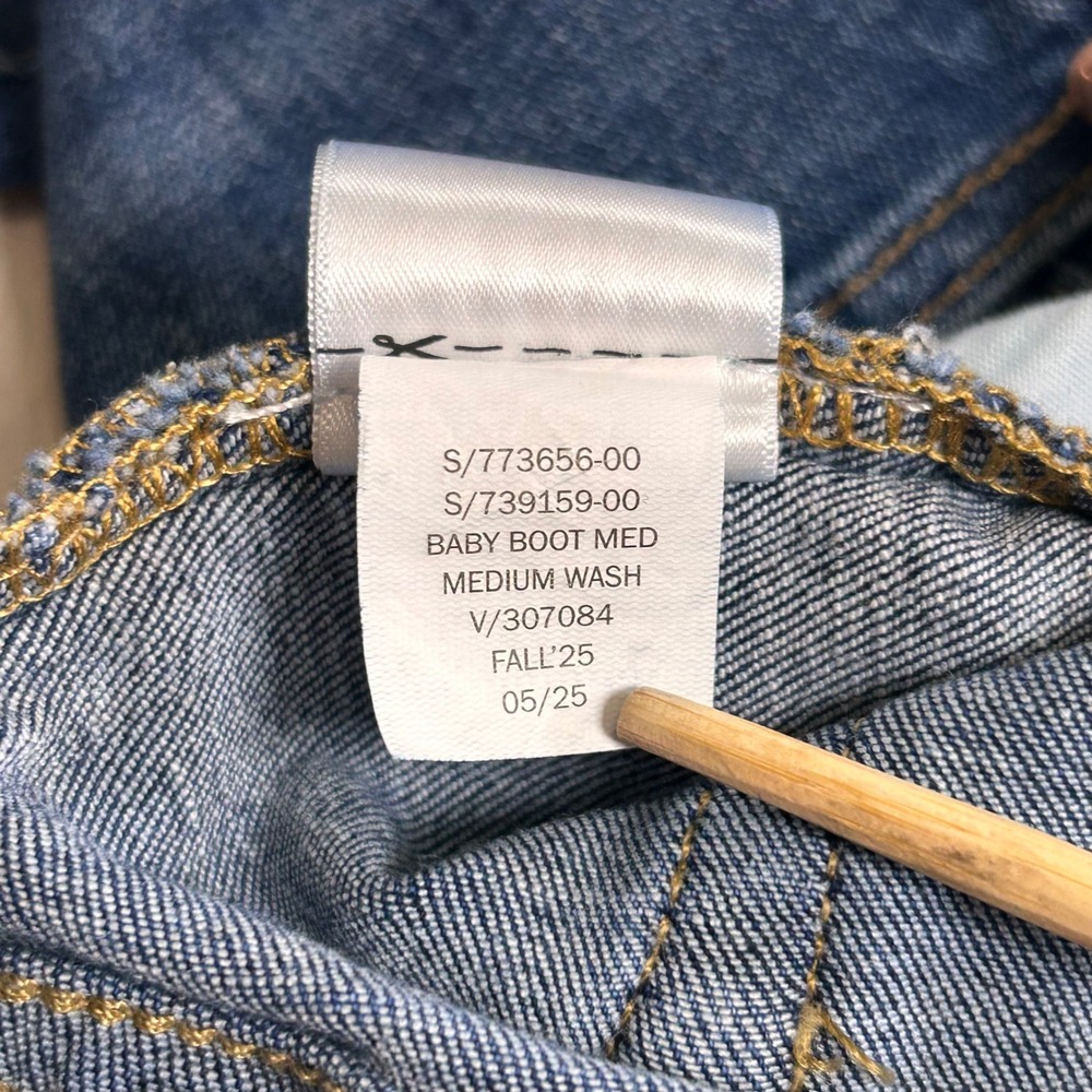 Gap Universal Baby Boot Jeans Medium Wash Stretch Denim 30/30R‎ 773656-00 - Picture 6 of 9